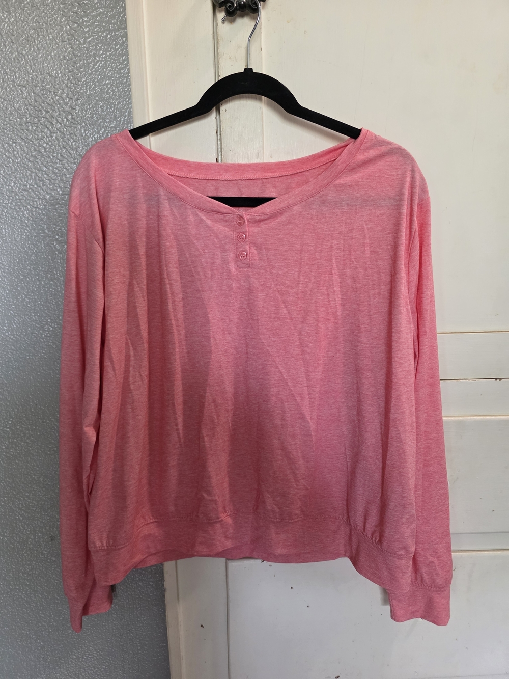 Casual Pink Long-Sleeve Tee